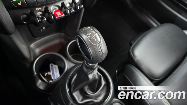 MINI Cooper Standard Third Generation 2019 — фото 9