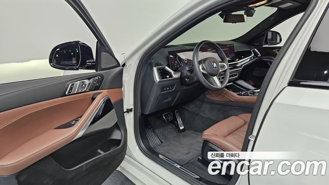 BMW X6 (G06) xDrive40i M Sport 2025 — фото 10