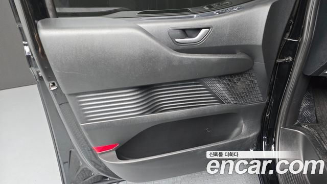 Hyundai Staria Cargo 3-Seater Modern 2023 — фото 24