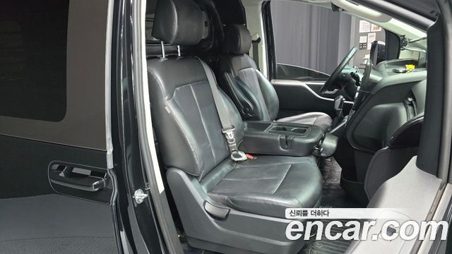 Hyundai Staria Cargo 3-Seater Modern 2023 — фото 26
