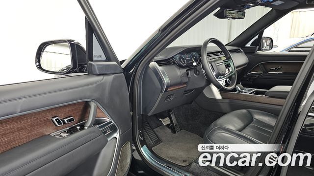 Land Rover Range Rover (V) P530 Autobiography Long Wheel Base 2023 — фото 10