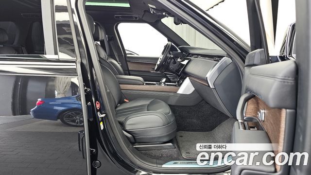 Land Rover Range Rover (V) P530 Autobiography Long Wheel Base 2023 — фото 11