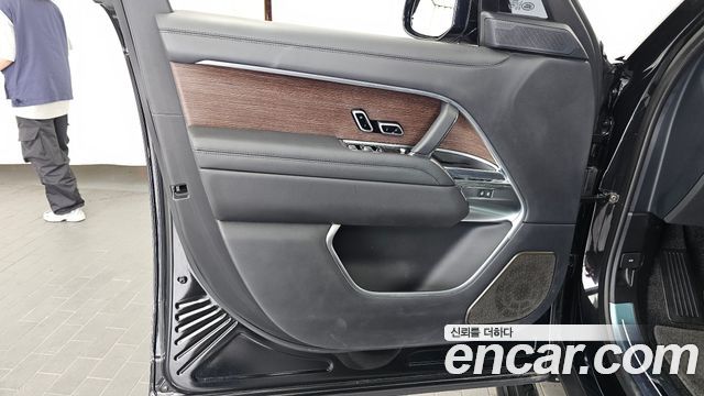 Land Rover Range Rover (V) P530 Autobiography Long Wheel Base 2023 — фото 24