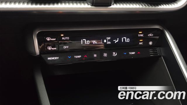 Kia K5 (III) 2.0 Prestige 2023 — фото 20