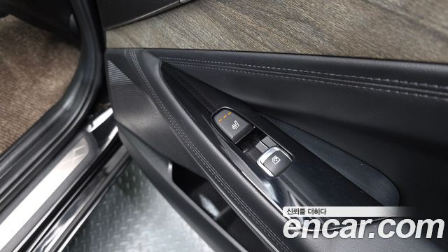 Kia K8 3.5 Gasoline 4WD Noblesse 2022 — фото 23