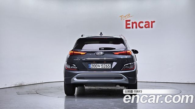 Hyundai Kona Gasoline 2.0 2WD Inspiration 2022 — фото 4