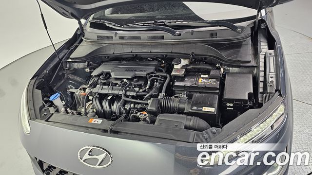 Hyundai Kona Gasoline 2.0 2WD Inspiration 2022 — фото 6