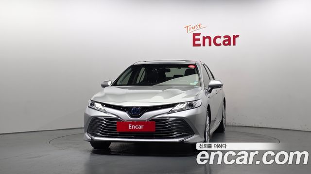 Toyota Camry (XV70) 2.5 XLE Hybrid 2018 — фото 3