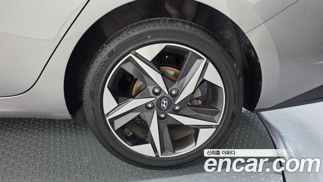 Hyundai Avante (CN7) 1.6 Inspiration 2021 — фото 21