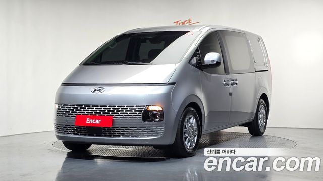 Hyundai Staria Cargo 5-Seater Modern 2023 — фото 1