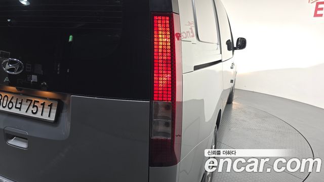 Hyundai Staria Cargo 5-Seater Modern 2023 — фото 23