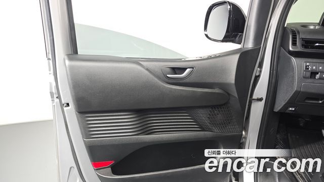 Hyundai Staria Cargo 5-Seater Modern 2023 — фото 25