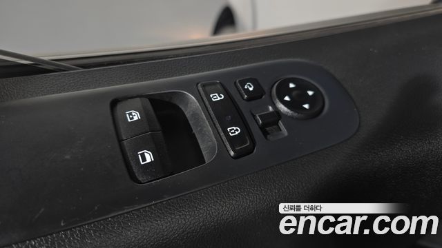 Hyundai Staria Cargo 5-Seater Modern 2023 — фото 28