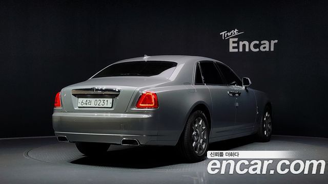 Rolls-Royce Ghost 6.6 V12 2015 — фото 2