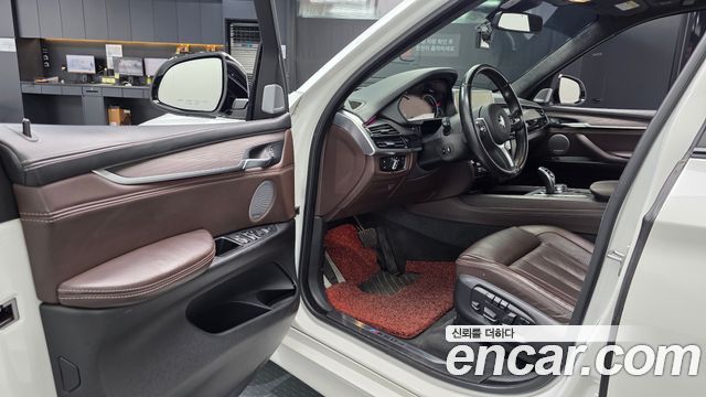 BMW X5 (F15) xDrive M50d 2017 — фото 10