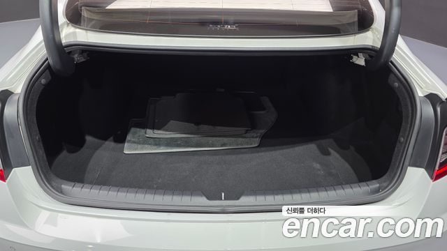 Hyundai Sonata (DN8) 2.0 Inspiration 2023 — фото 18