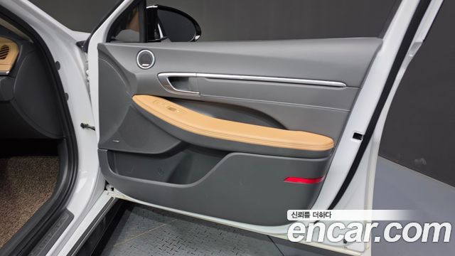 Hyundai Sonata (DN8) 2.0 Inspiration 2023 — фото 24