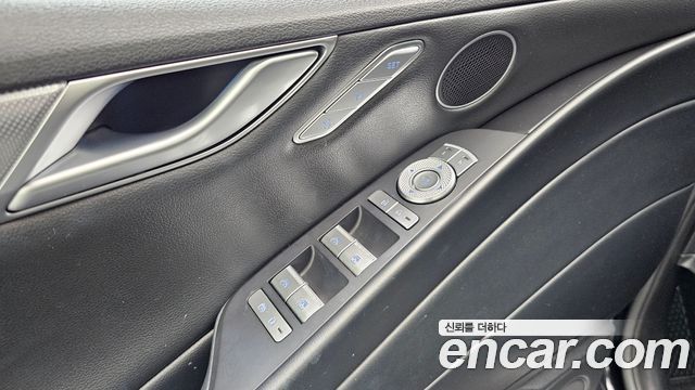Genesis G80 (RG3) Gasoline 2.5 Turbo 2WD 2023 — фото 17