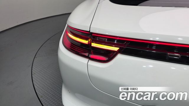 Porsche Panamera (971) 3.0 AWD 2018 — фото 23