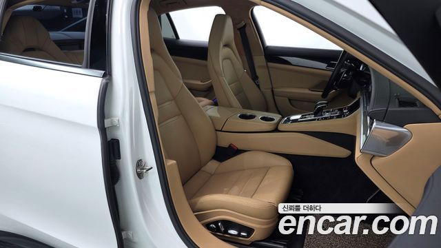 Porsche Panamera (971) 3.0 AWD 2018 — фото 26