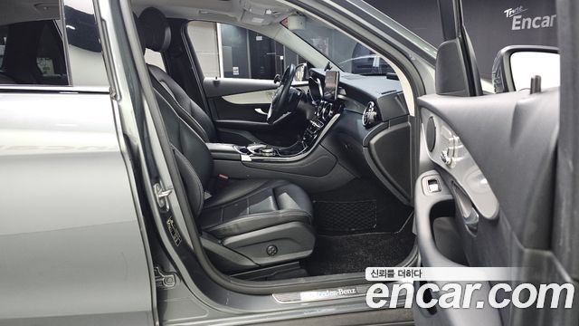 Mercedes-Benz GLC-Class (X253) GLC350e 4MATIC Premium 2019 — фото 11