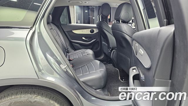 Mercedes-Benz GLC-Class (X253) GLC350e 4MATIC Premium 2019 — фото 12