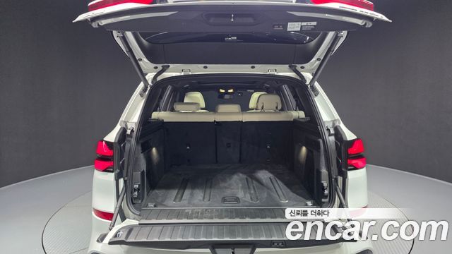 BMW X5 (G05) M60i 2025 — фото 24