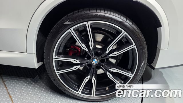 BMW X5 (G05) M60i 2025 — фото 27