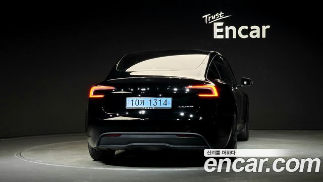 Tesla Model 3 Long Range AWD 2024 — фото 4