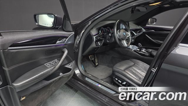 BMW 5 Series (G30) 520d xDrive M Sport Package Plus 2018 — фото 10