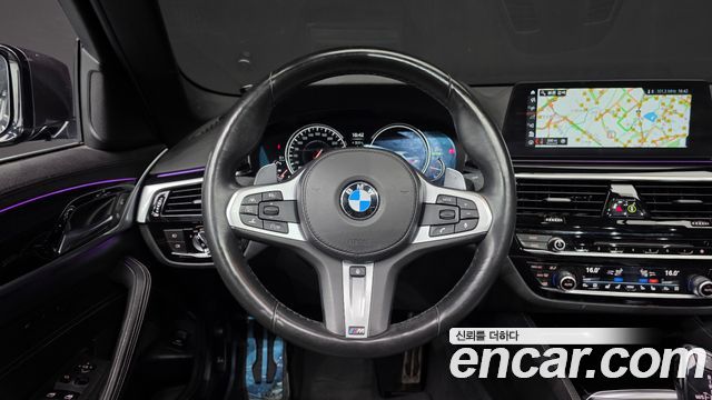 BMW 5 Series (G30) 520d xDrive M Sport Package Plus 2018 — фото 18