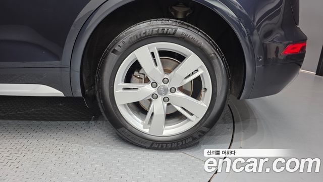 Audi Q5 (FY) 45 TFSI Quattro Premium 2020 — фото 21