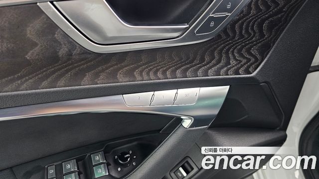 Audi A6 (C8) 45 TFSI Premium 2021 — фото 28