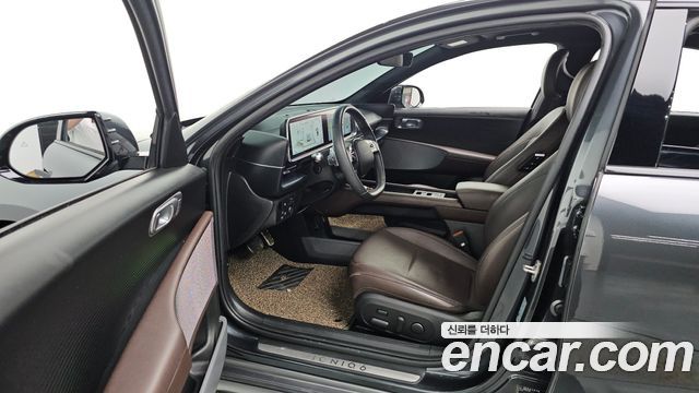 Hyundai Ioniq 6 Long Range AWD Prestige 2023 — фото 10