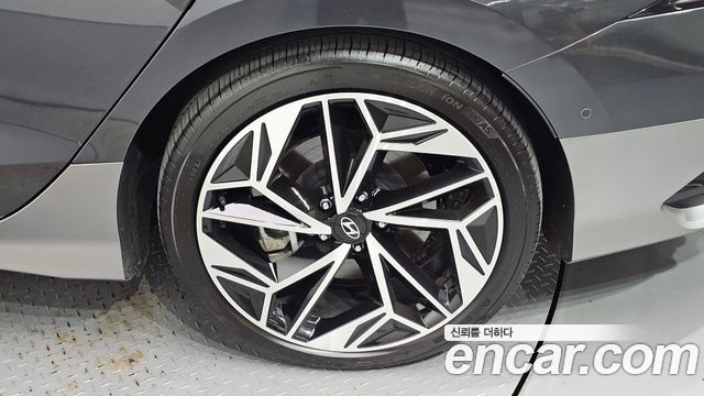 Hyundai Ioniq 6 Long Range AWD Prestige 2023 — фото 21