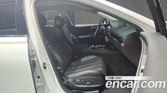 Genesis G80 (RG3) Gasoline 3.5 Turbo AWD 2022 — фото 11