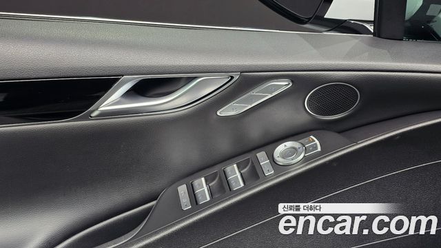Genesis G80 (RG3) Gasoline 3.5 Turbo AWD 2022 — фото 19