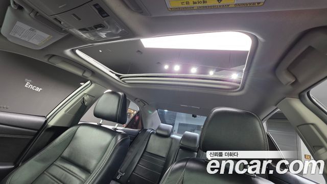 Toyota Camry 2.5 XLE 2015 — фото 11