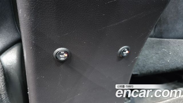 Toyota Camry 2.5 XLE 2015 — фото 18