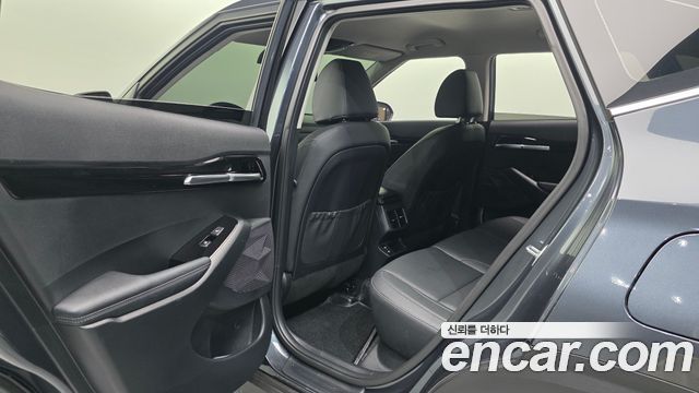 Kia Seltos Gasoline 1.6 Turbo 4WD Signature 2024 — фото 16
