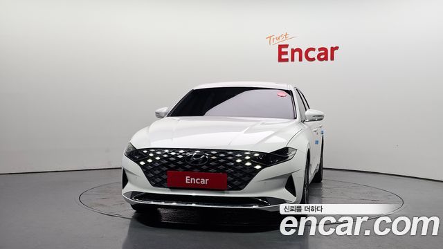 Hyundai Grandeur (IG) 3.0 LPi Rent Car Modern 2022 — фото 3