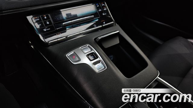Hyundai Grandeur (IG) 3.0 LPi Rent Car Modern 2022 — фото 9