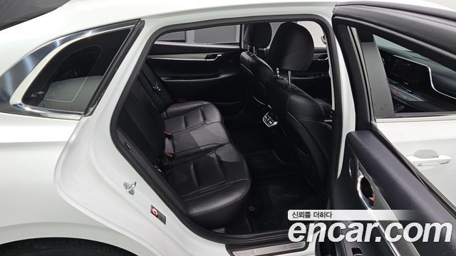 Hyundai Grandeur (IG) 3.0 LPi Rent Car Modern 2022 — фото 11