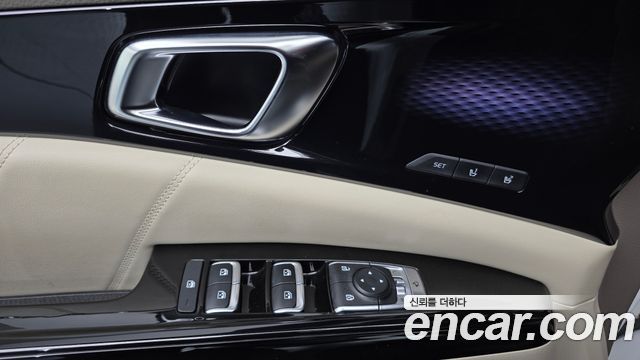 Kia Carnival (IV) Gasoline 9-seater Limousine(Special vehicle) 2023 — фото 17