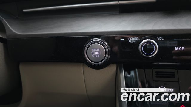Kia Carnival (IV) Gasoline 9-seater Limousine(Special vehicle) 2023 — фото 21