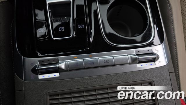 Kia Carnival (IV) Gasoline 9-seater Limousine(Special vehicle) 2023 — фото 23