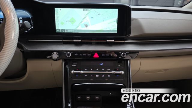 Kia Carnival (IV) Gasoline 9-seater Limousine(Special vehicle) 2023 — фото 36