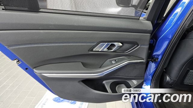 BMW 3 Series (G20) 320d Touring M Sport 2021 — фото 31