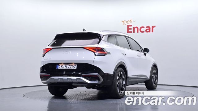 Kia Sportage (V) Diesel 2.0 2WD Nobleless 2022 — фото 2
