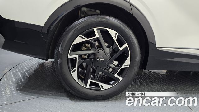 Kia Sportage (V) Diesel 2.0 2WD Nobleless 2022 — фото 5